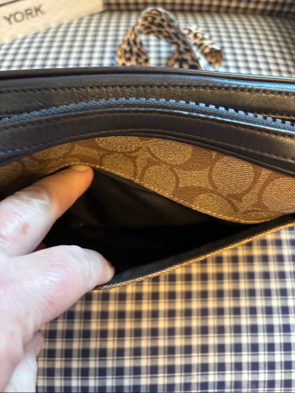 Coach Graham Signature Canvas Crossbody Bag in Tan & Brown - Picture 5 of 13